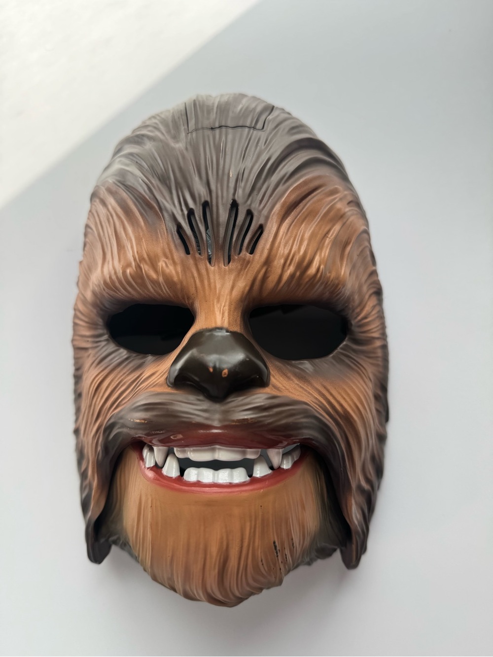 Star Wars The Force Awakens Chewbacca Electronic Mask – Hasbro B3226